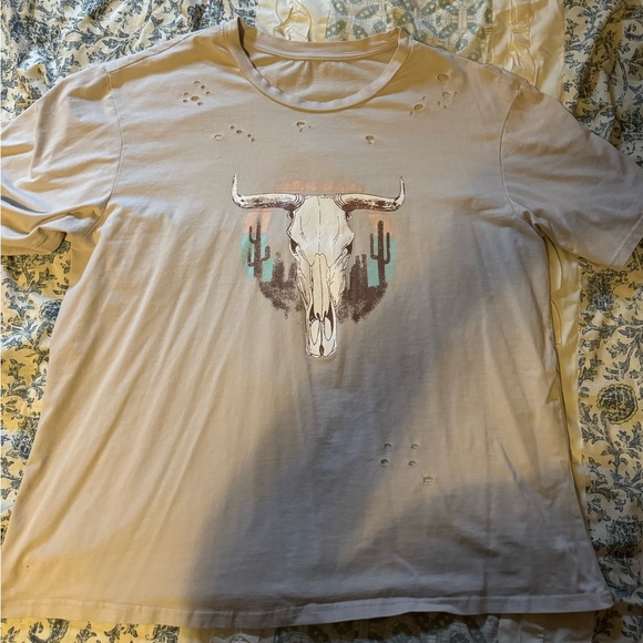 Tops - 👚🤯 Women’s plus size 2x western style cow skull shirt